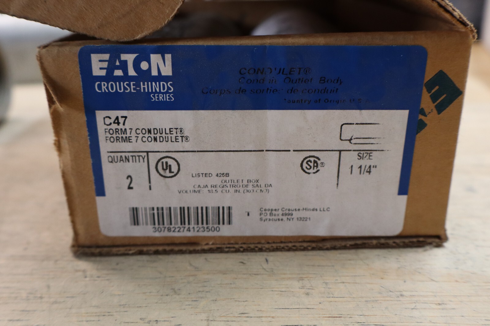 (2) Crouse-Hinds C47 1-1/4 Condulet Conduit Outlet Body  - NEW BOX OF 2 - E2
