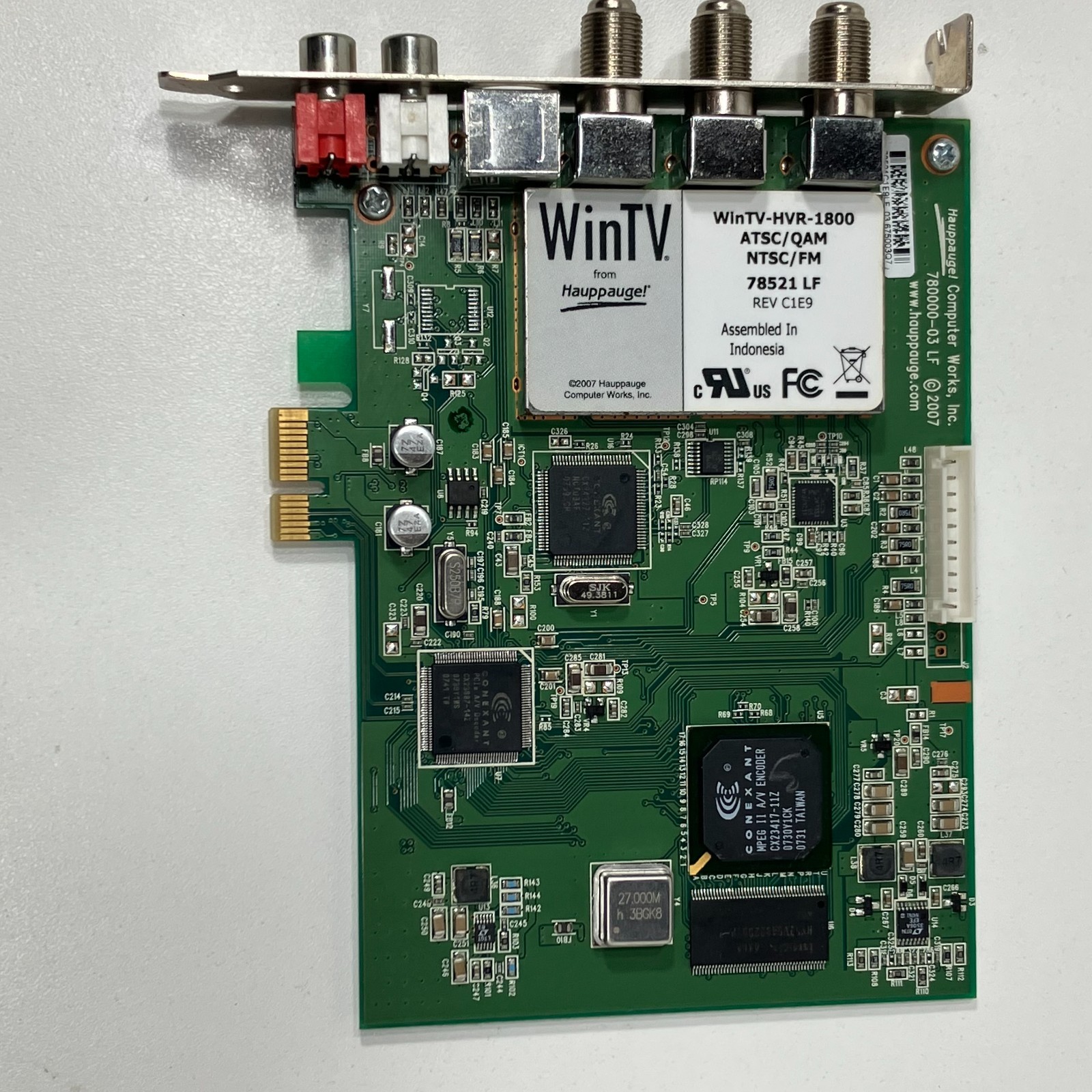 Hauppauge WinTV-HVR-1800 78521 LF PCIe TV Tuner Video Capture Card Tested Works