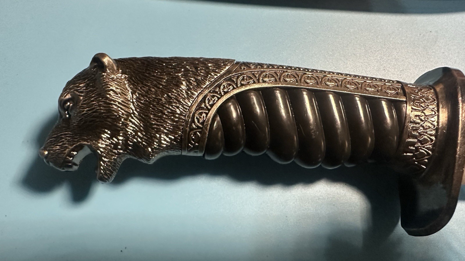 Hunting Knife with Bear Head
