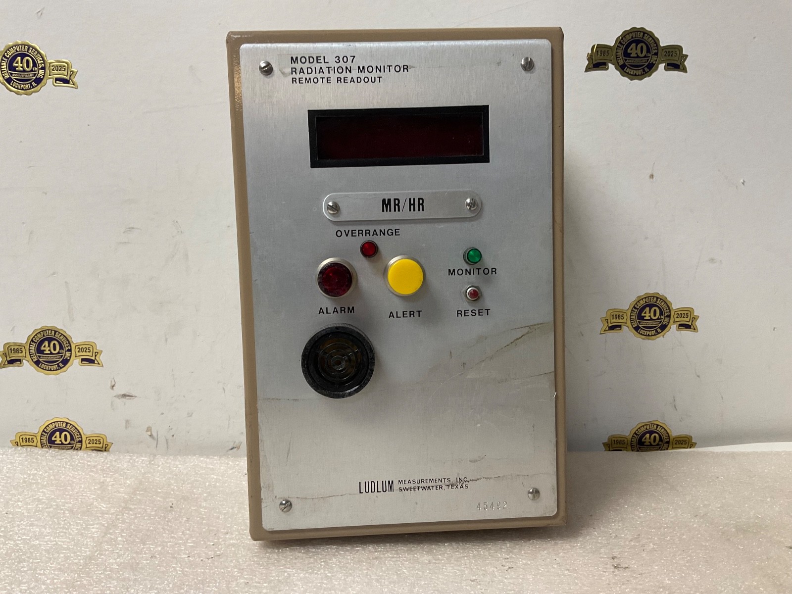 Ludlum Measurements model 307 Radiation Monitor Remote Readout