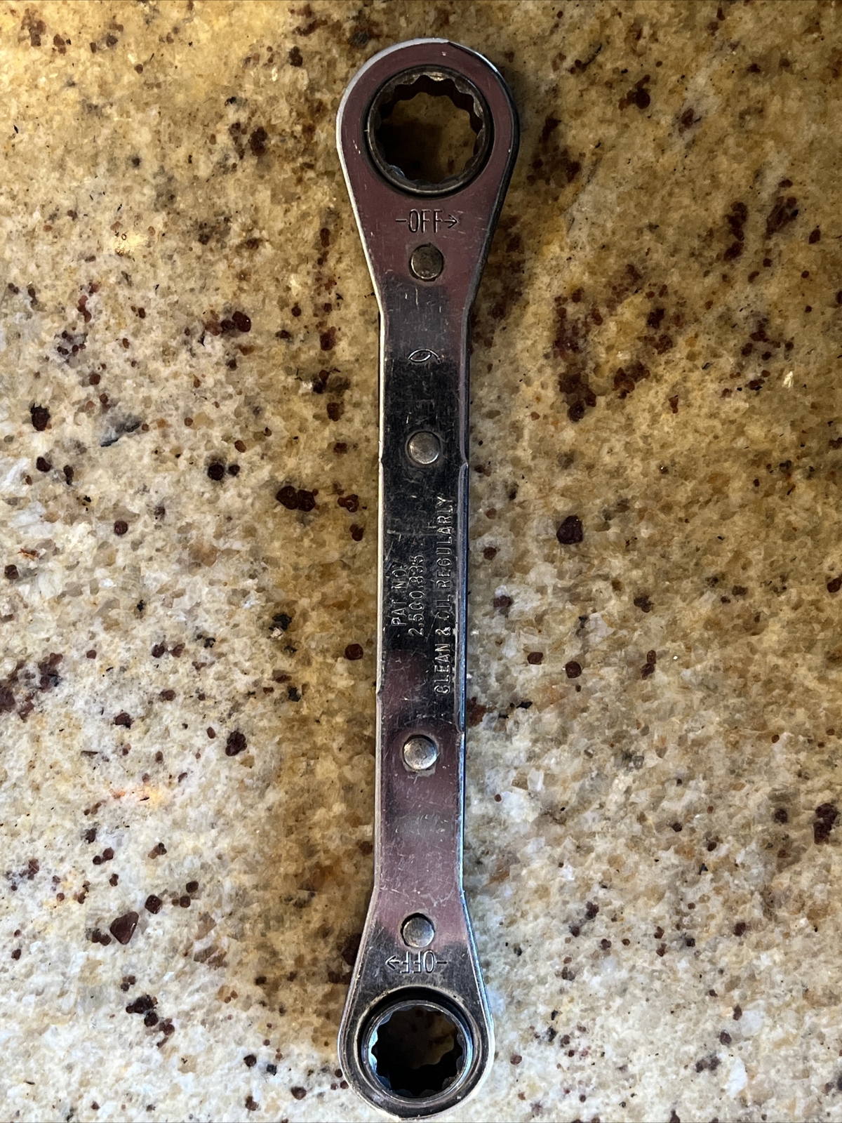 CRAFTSMAN USA MADE 42163 SAE 1/2" 9/16" 12 POINT RATCHETING BOX END WRENCH NICE