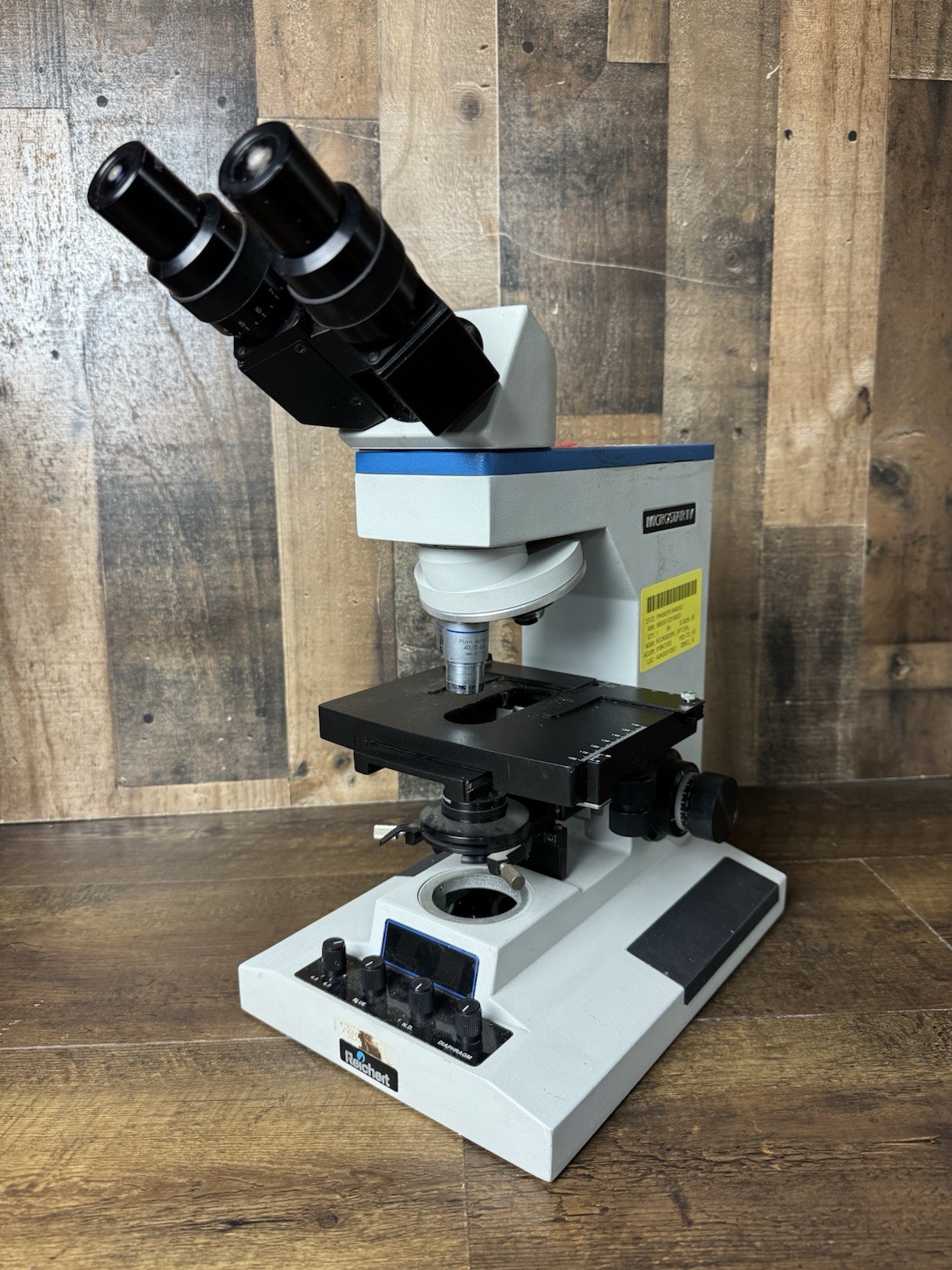 Leica Microstar IV Model 410 10/40/100 Objectives