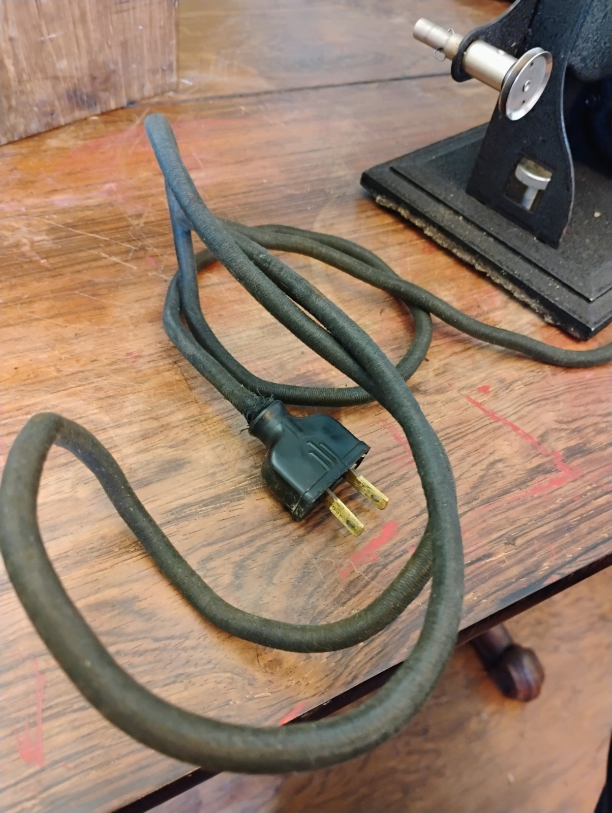 Kodascope Eight Model 40 8mm Silent Film Projector Testes Working