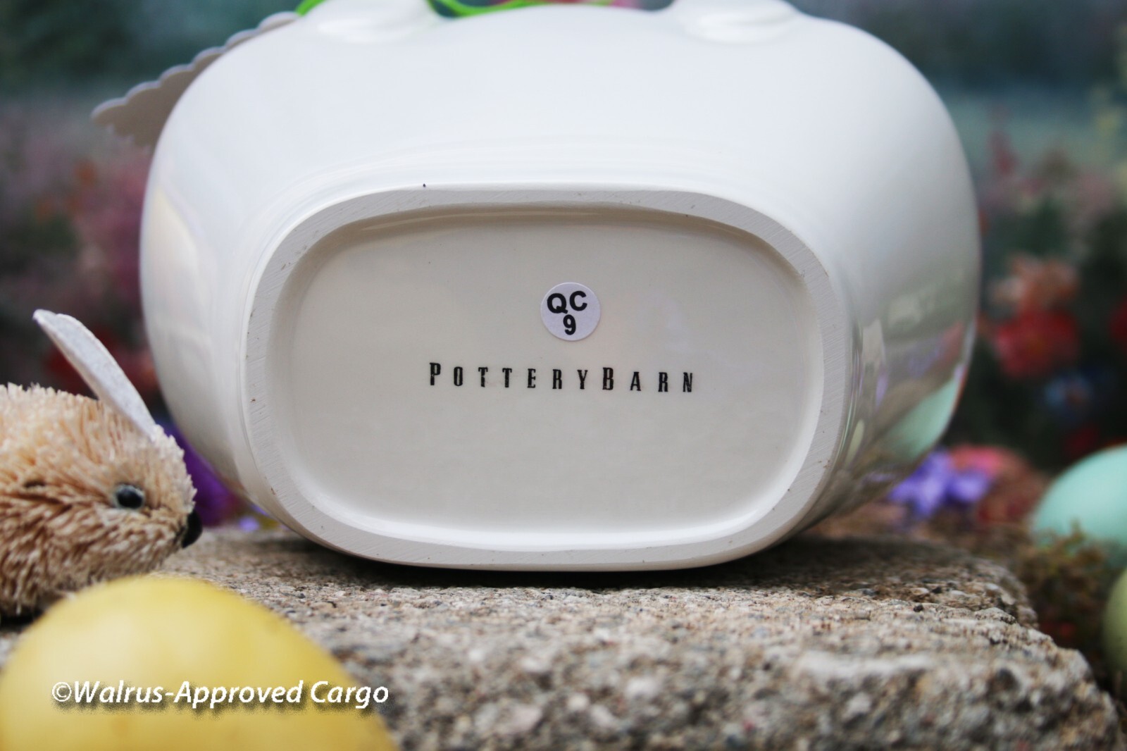 POTTERY BARN CERAMIC EASTER BASKET -NIB- GET A REAL HANDLE ON SPRINGTIME DÉCOR!
