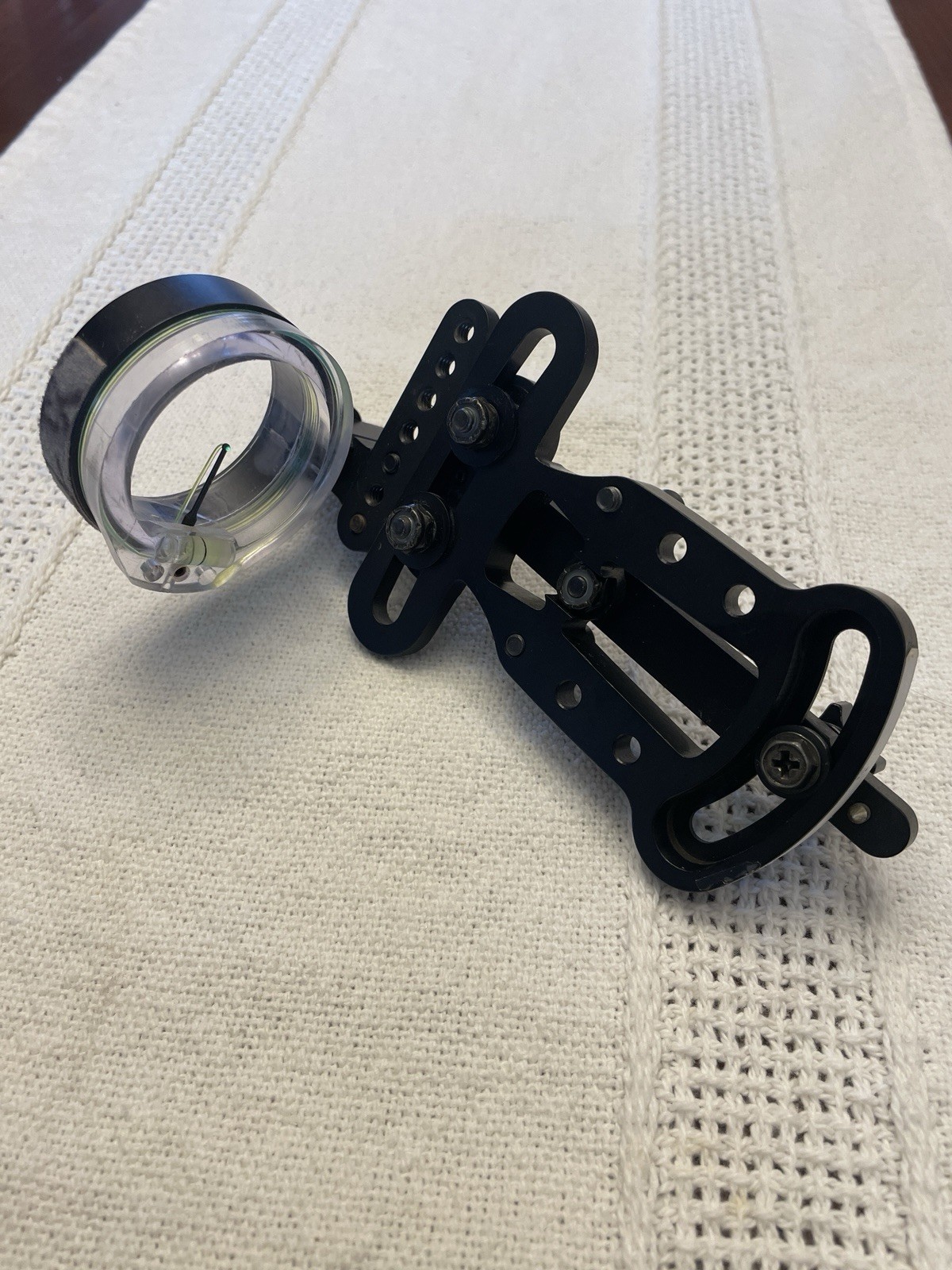 Cobra single pin sliding slider bow  sight VGC