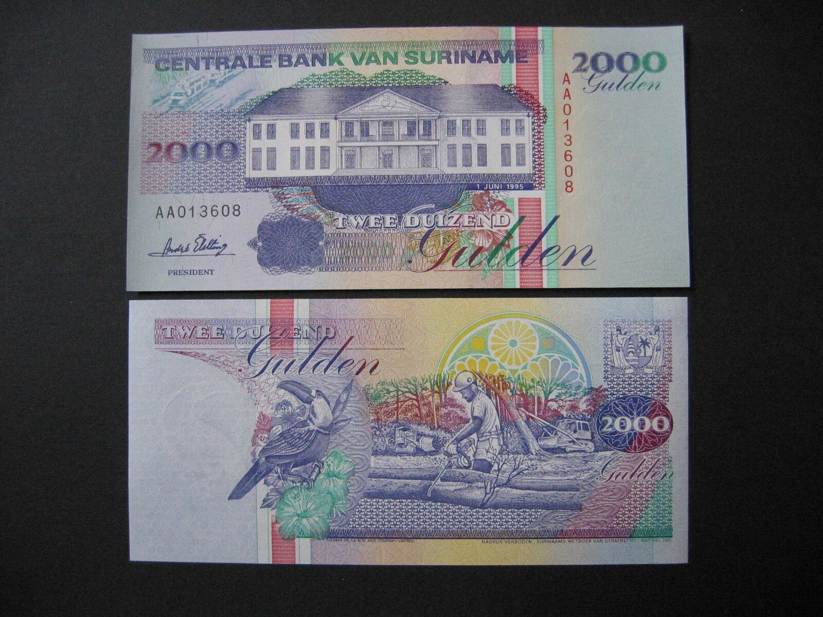 Suriname 2000 Gulden 1995 (P142) UNC