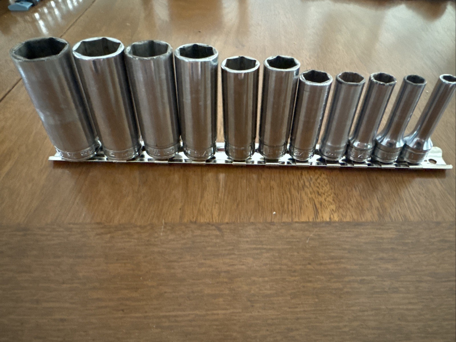 SNAP-ON Deep Well Sockets 3/8" Drive 6 Point SAE 11 piece Set