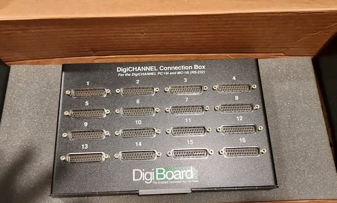 DigiChannel Connection Box PC/16i MC/16i 16 (RS-232)digiboard I/O mate interface