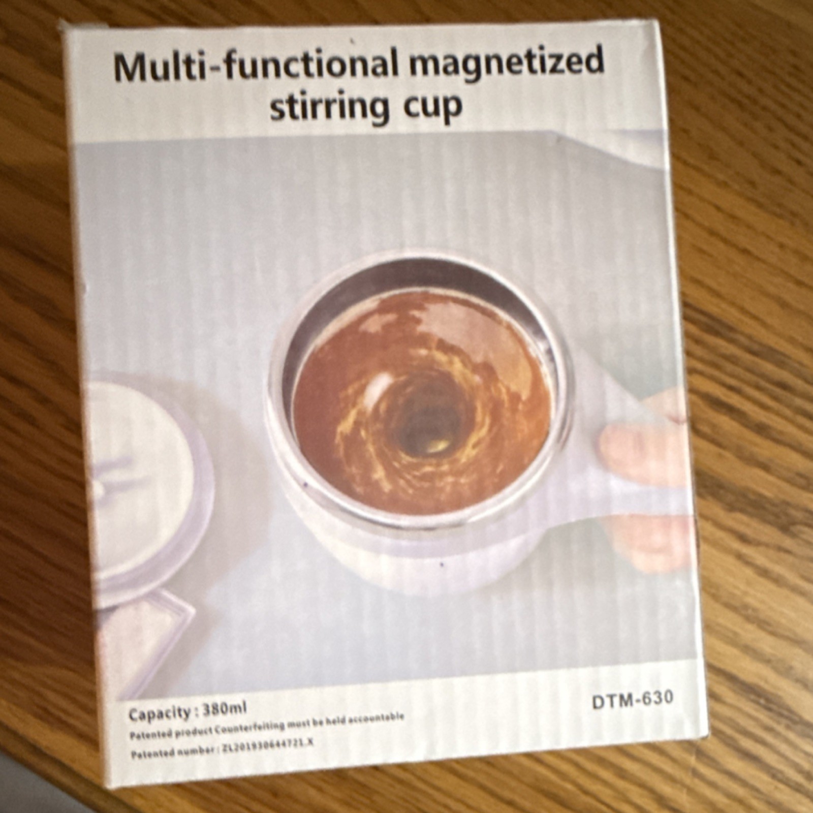 Multi-functional Magnetized Stirring Cup DTM-630 380ml White/Coffee Battery Pow…