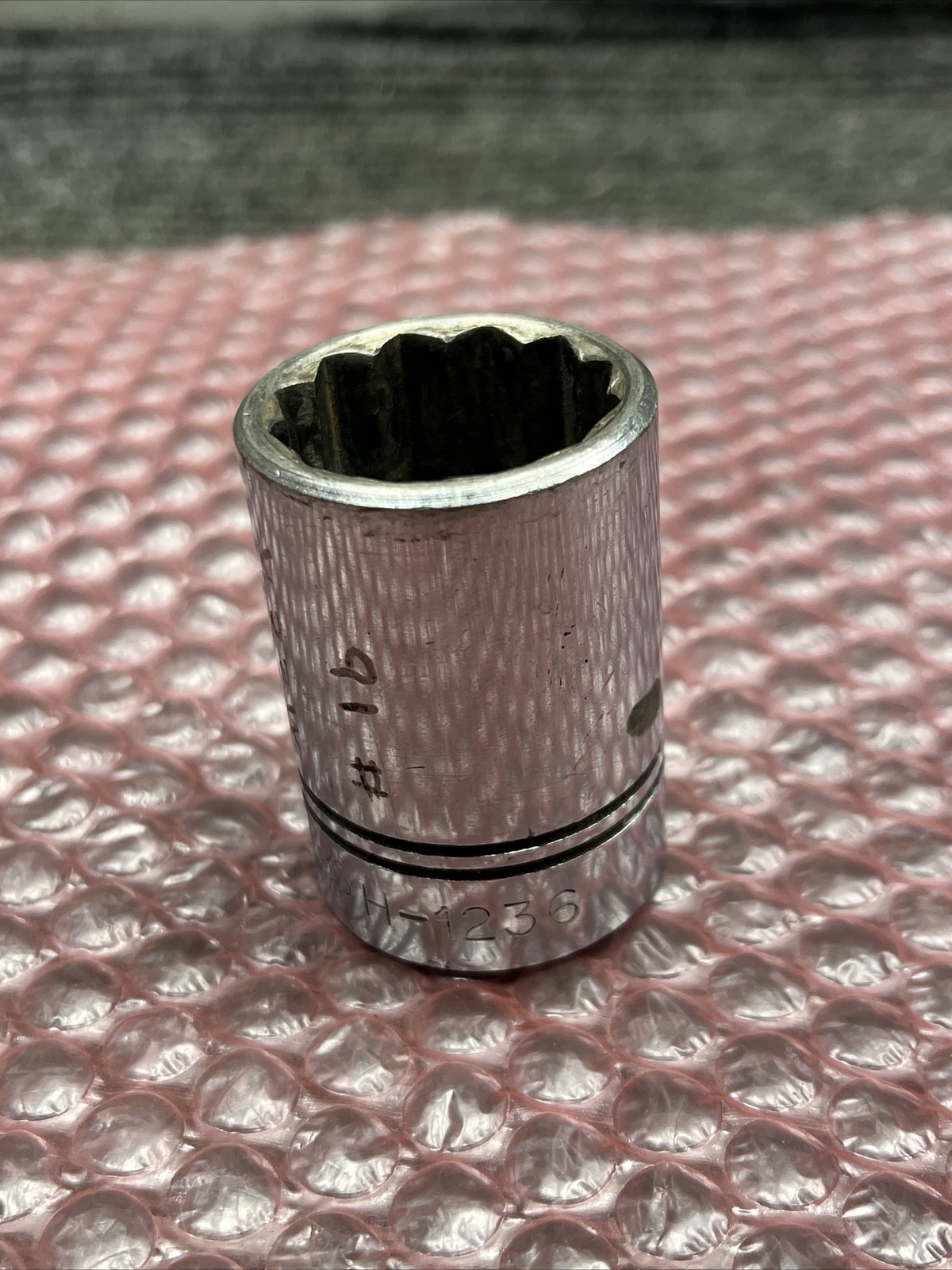 Williams H-1236 1-1/8-Inch Shallow 12-Point Socket