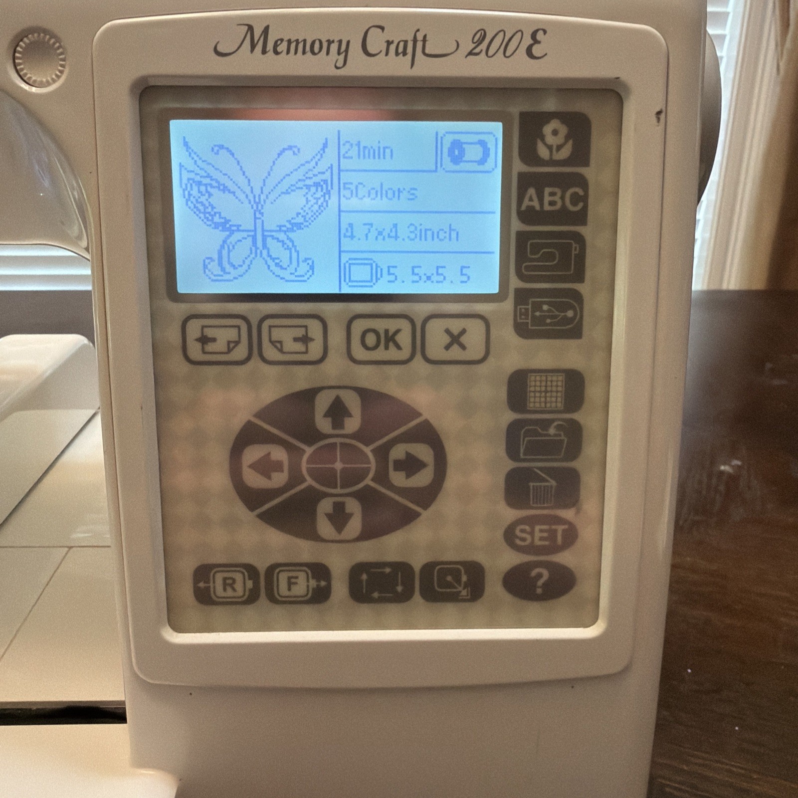 Janome Memory Craft 200E Embroidery Sewing Machine Computerized Tested Works