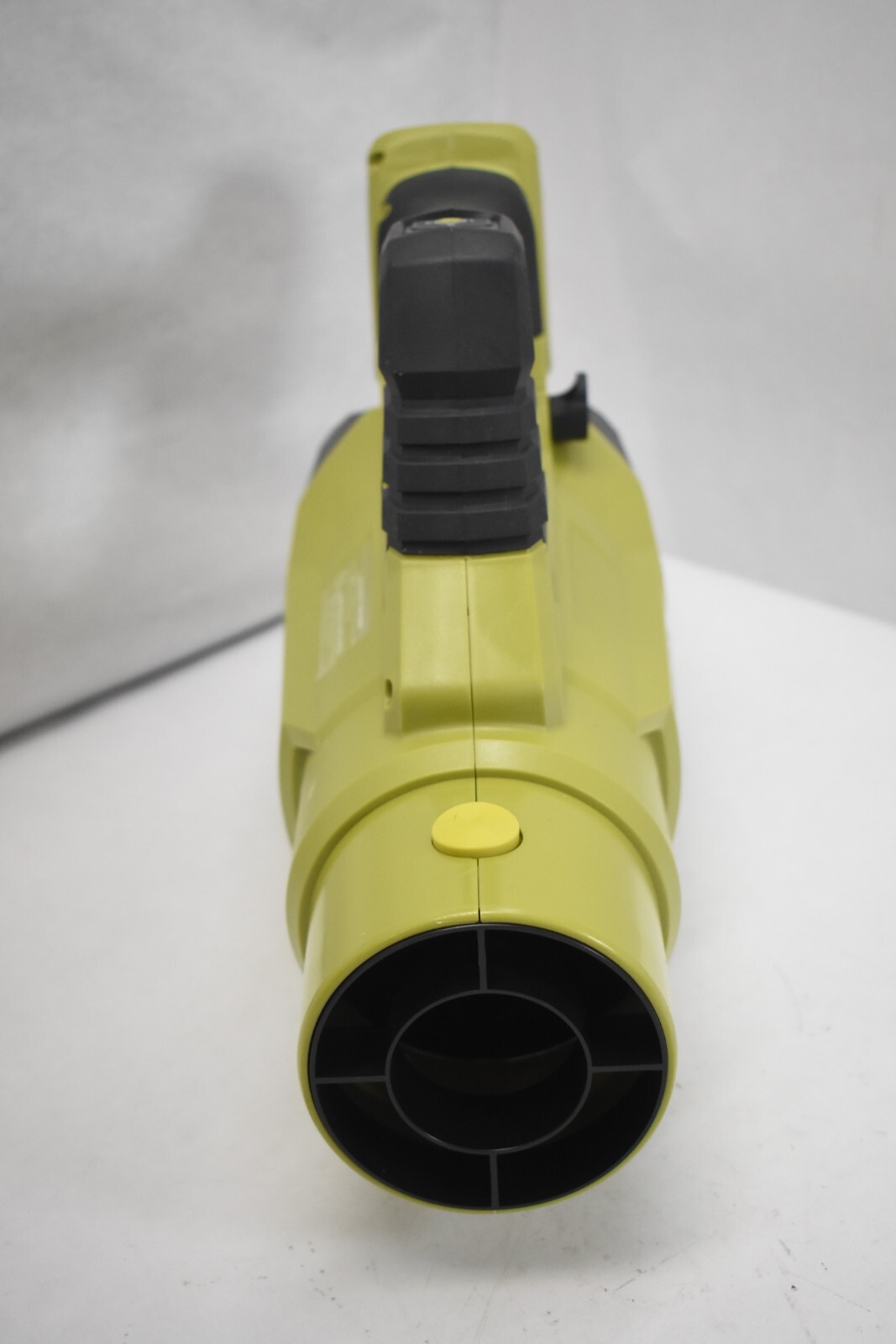 SEYVUM Leaf Blower 20V Cordless Leaf Blower Missing Batteries & Accessories