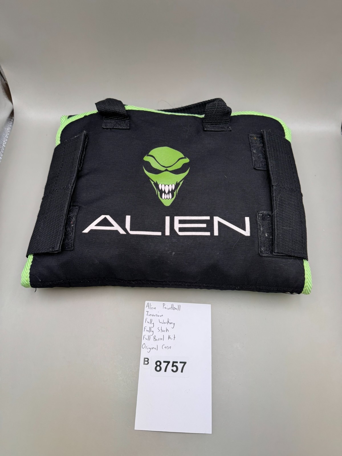 Alien Paintball Invasion - Paintball Marker Fully Working