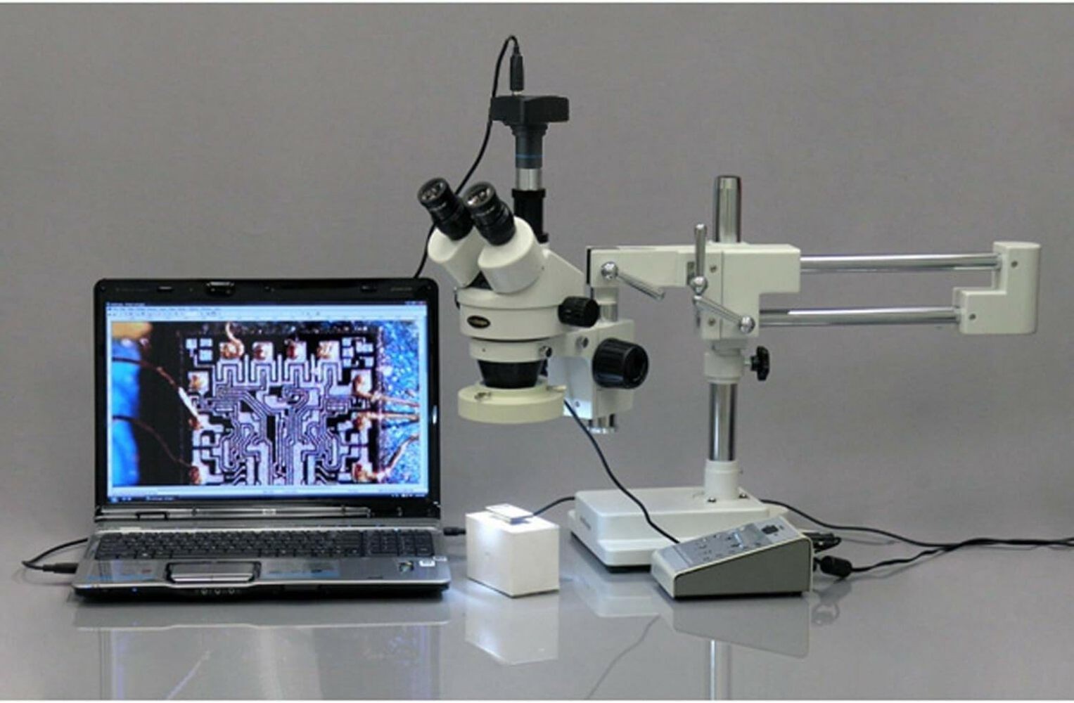 AmScope MU1003 10MP USB3.0 Real-Time Live Video Microscope Digital Camera 10 MP,