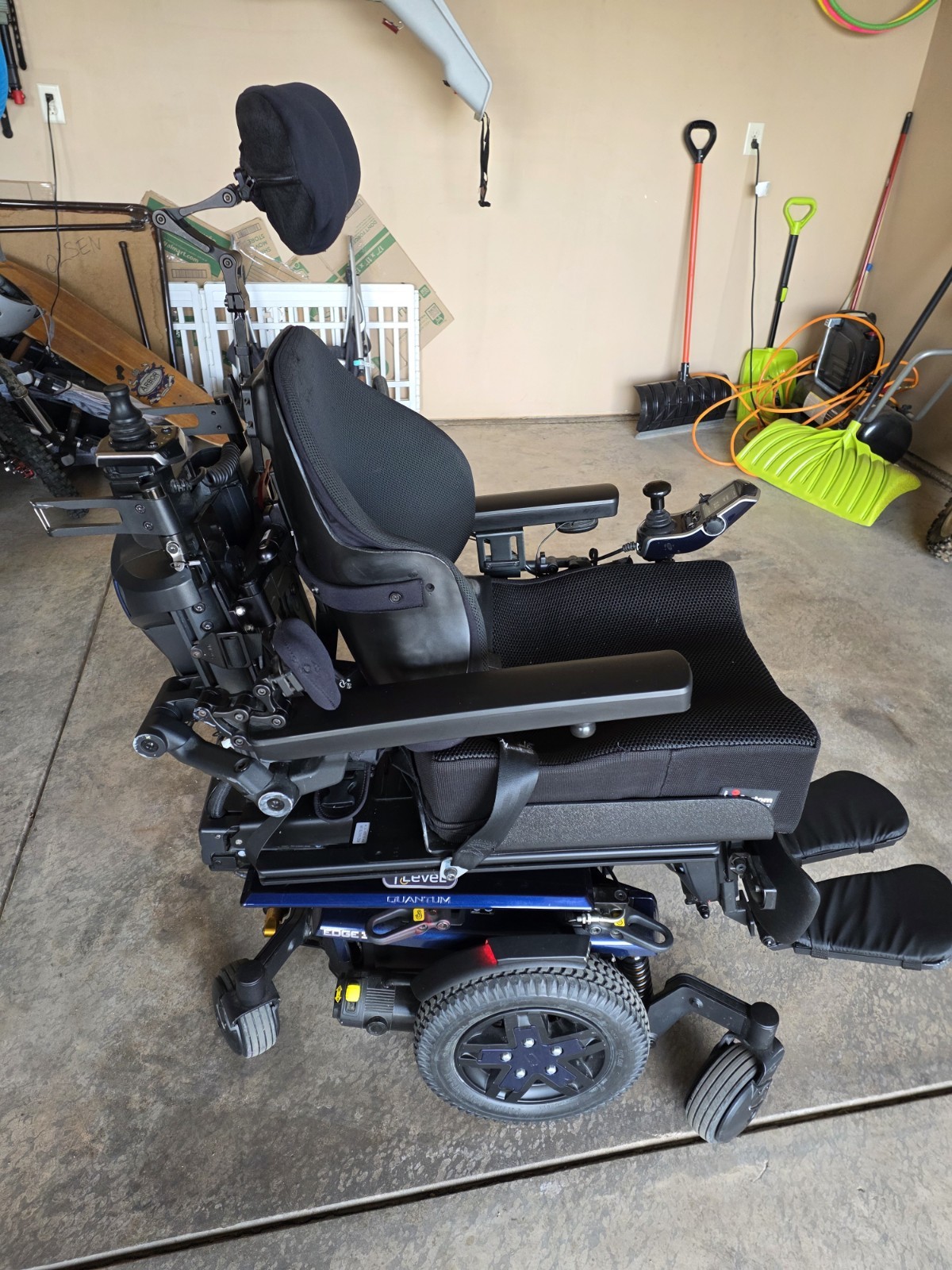 Quantum EDGE3 Power Tilt Wheelchair