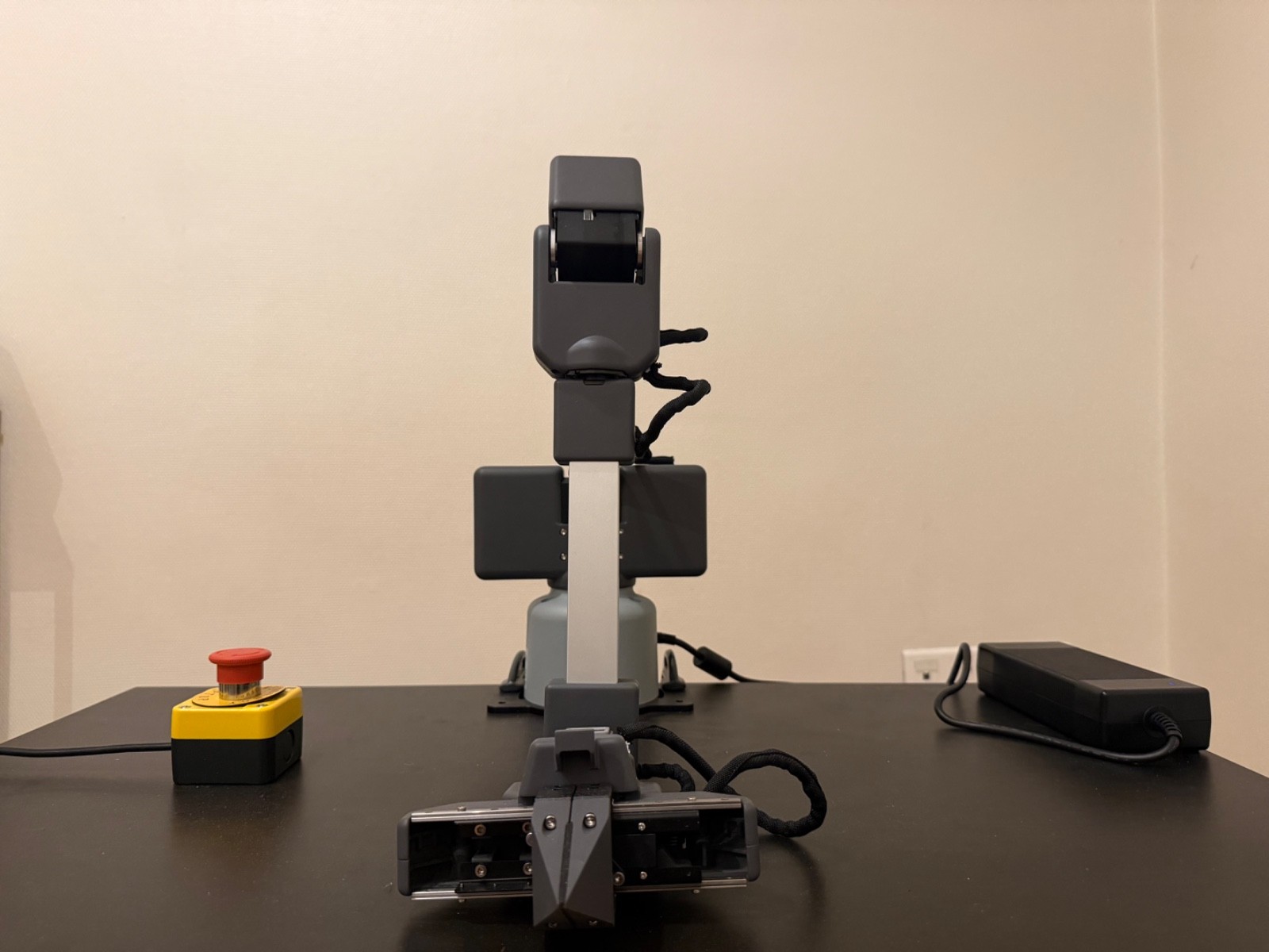 6 DOF Robotic Arm (Elephant Robotics MyArm M750)