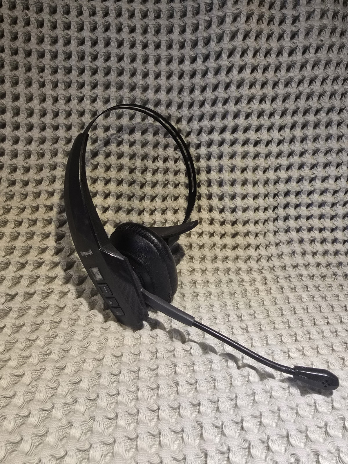 Blue Parrott B350-XT Bluetooth Wireless Trucker Headset/ No Charger
