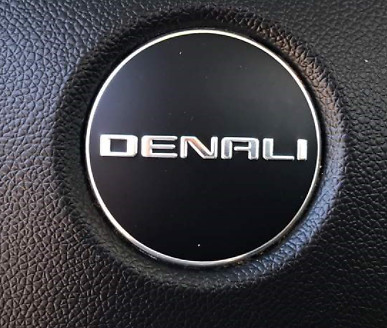 ONE GMC DENALI Steering Wheel Emblem logo badge sign Avalanche GMC Sierra Acadia