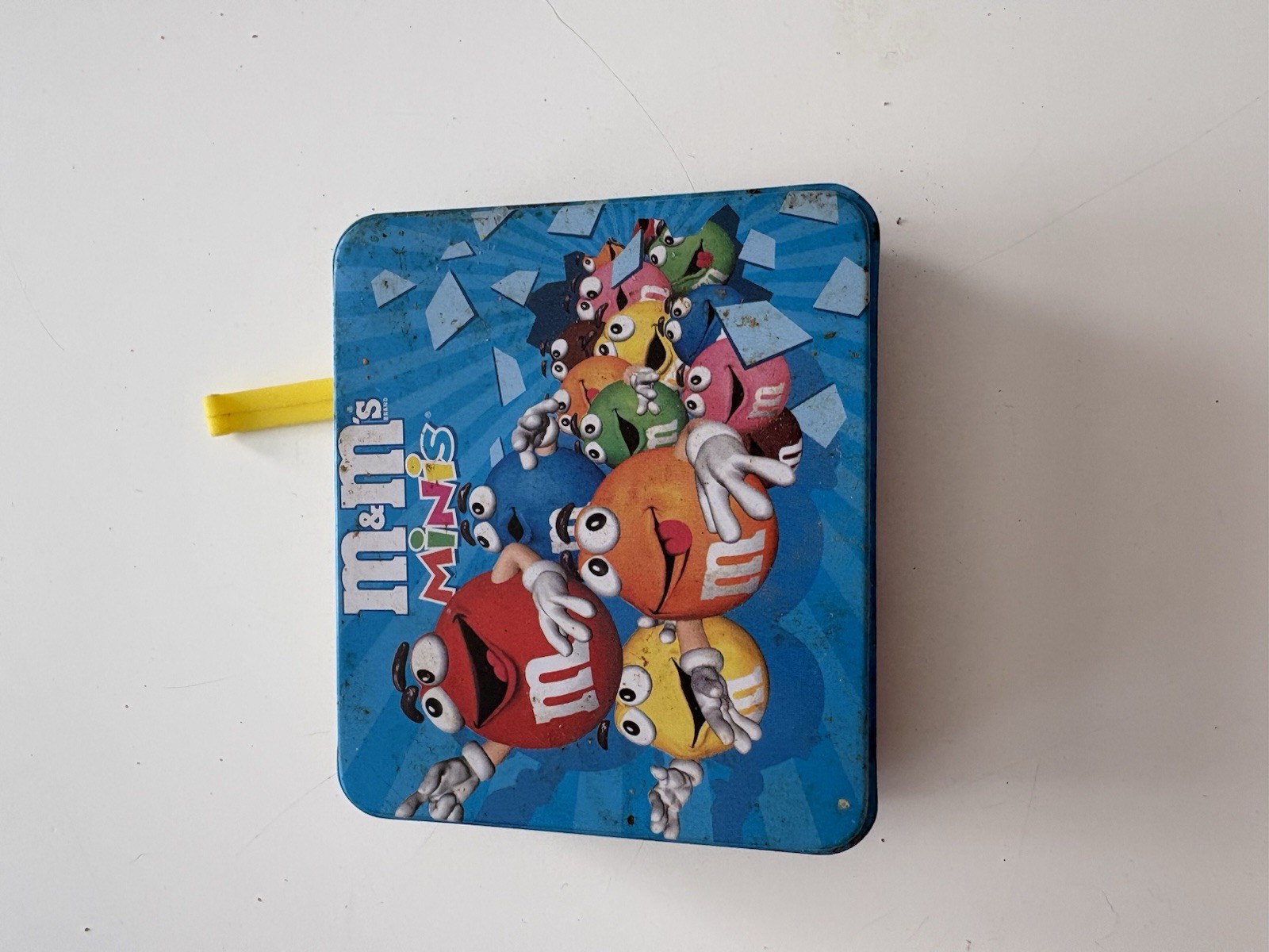 M&M's Minis Metal Lunchbox 2001 Purple Blue Yellow Handle Collectible