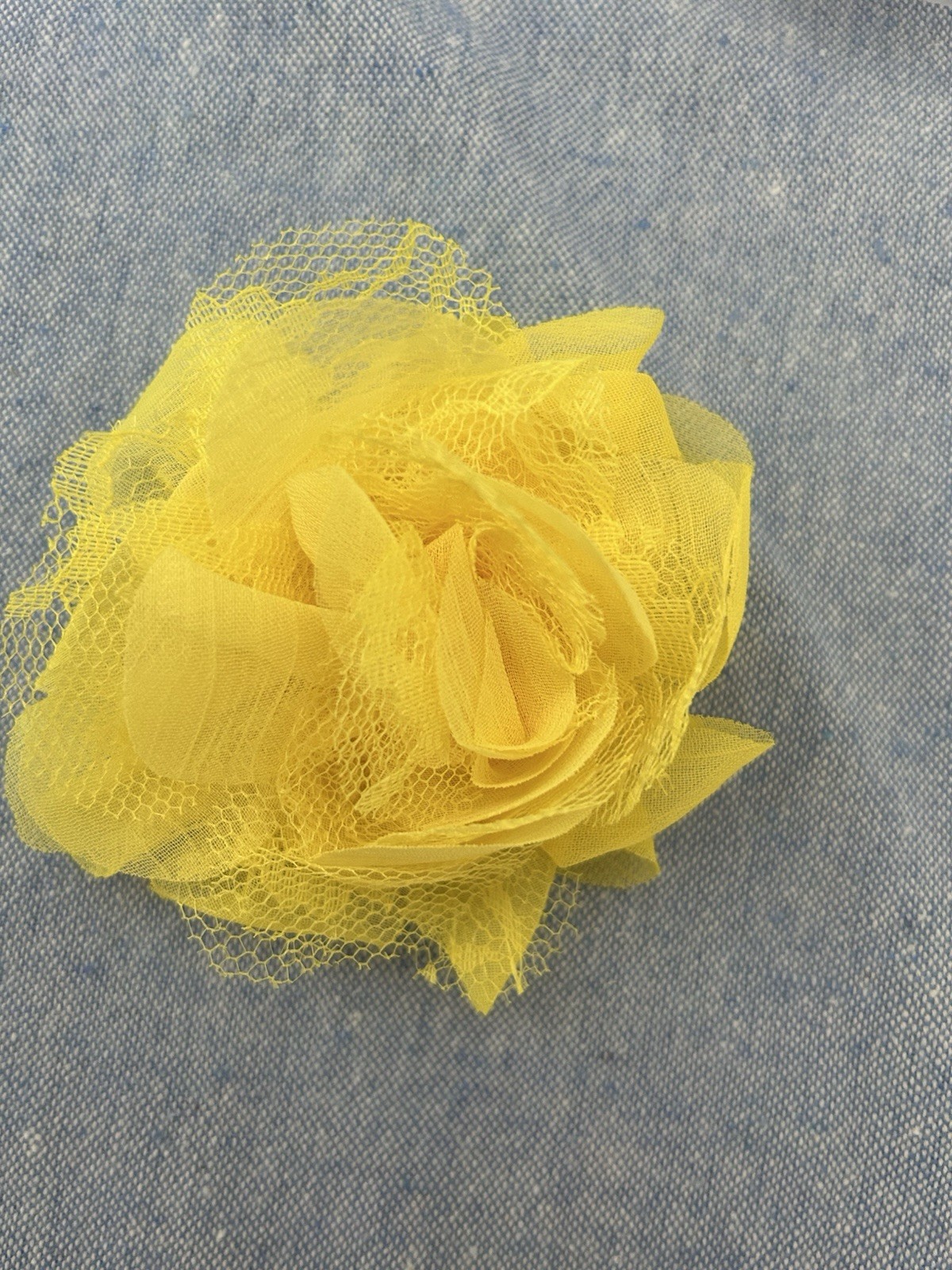 Thirty One Yellow Small Rosette Clip