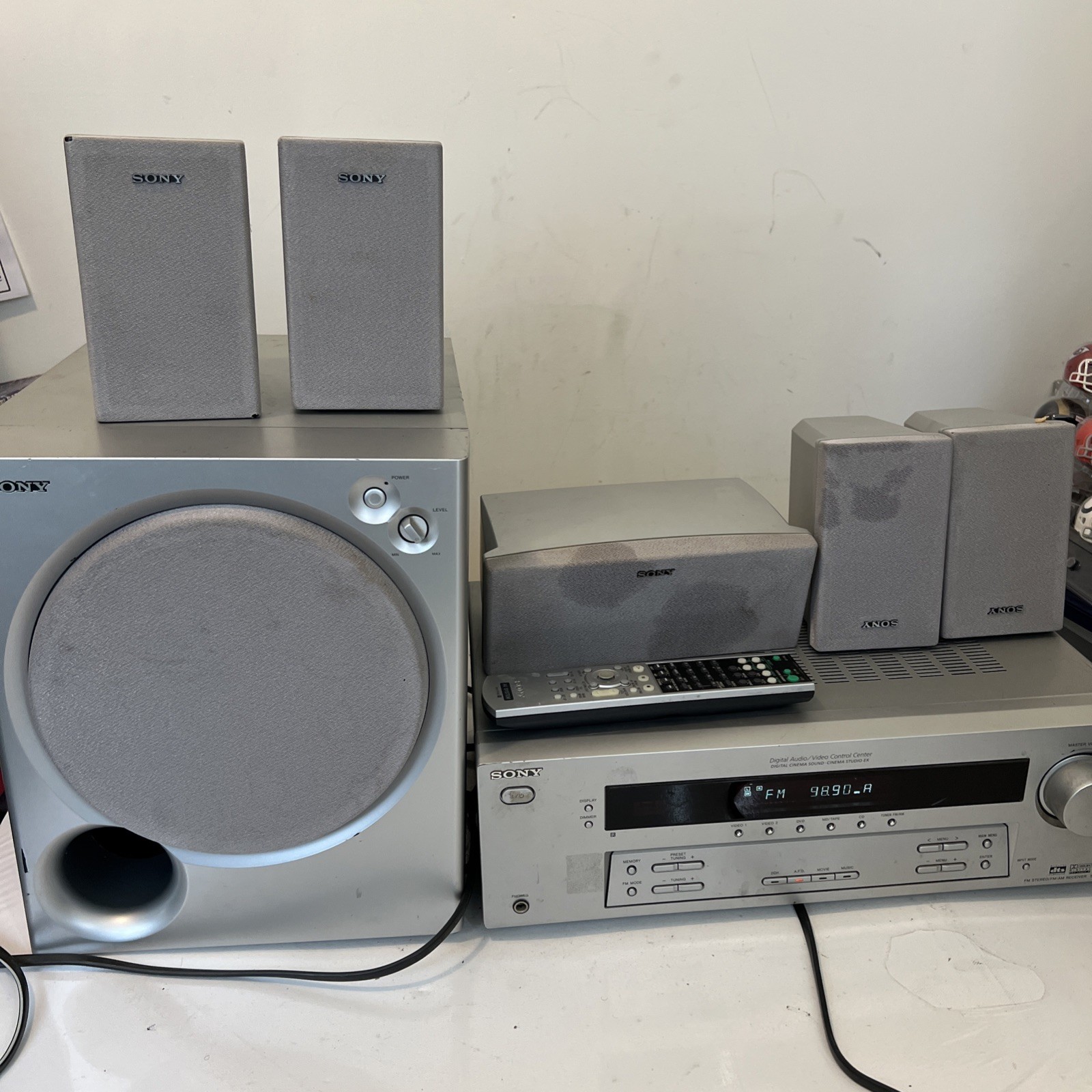 Sony STR-K650P 5.1 Theater System W/Speakers & Sub Woof+Remote Bundle-Works