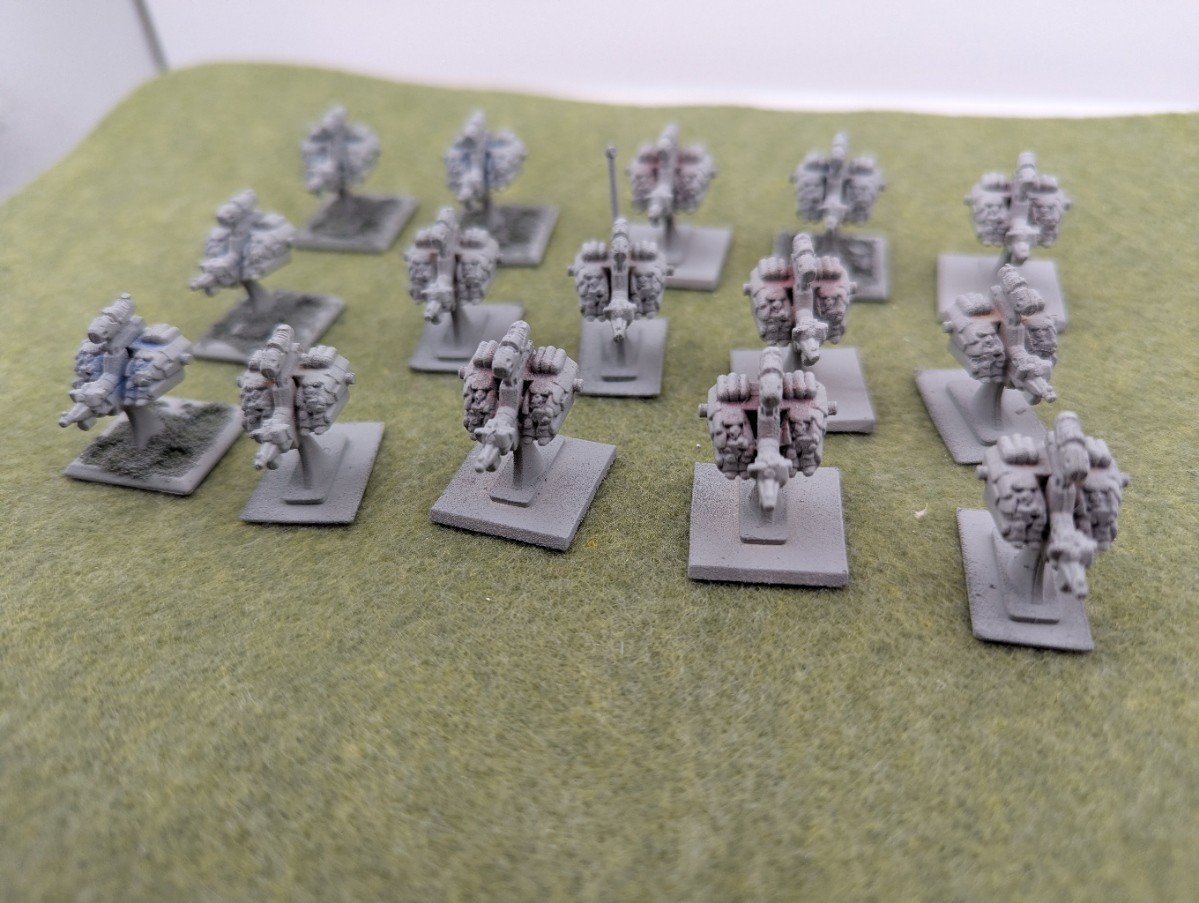 Warhammer Epic 40k Space Marines - 15  Plastic Land Speeders