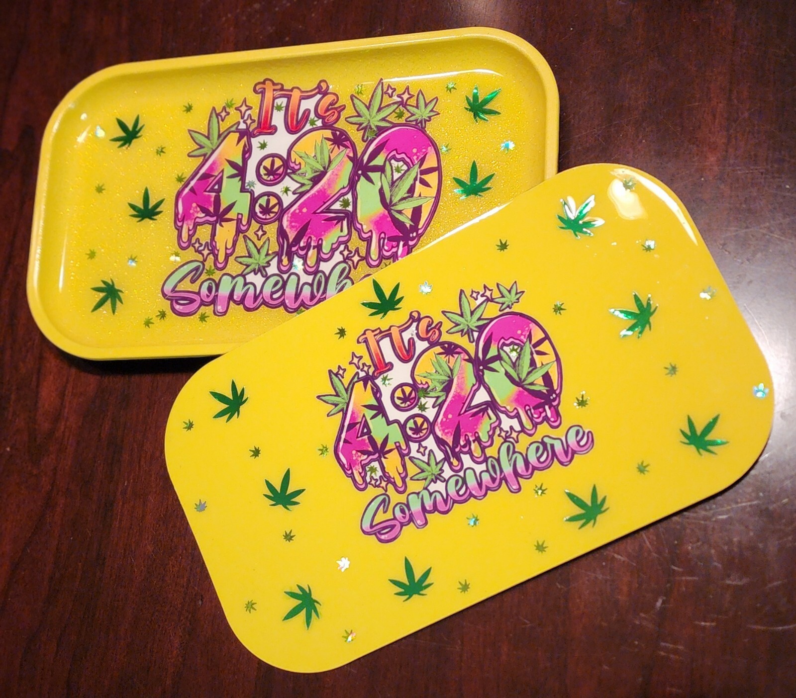 Custom Rolling Tray With Magnetic Lid