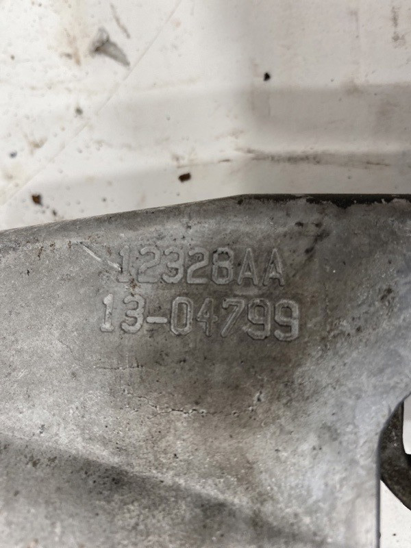 2003 Peterbilt 387 Hood Rest (638-10712)