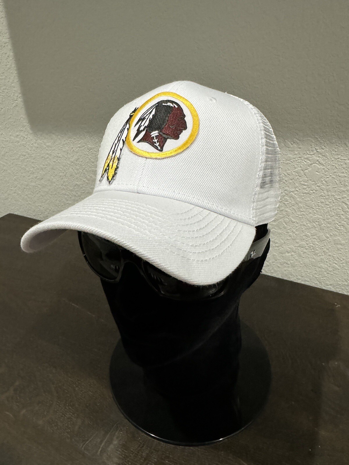 Retro Throwback Washington Redskins Logo White Trucker Mesh Snapback Cap Hat NEW