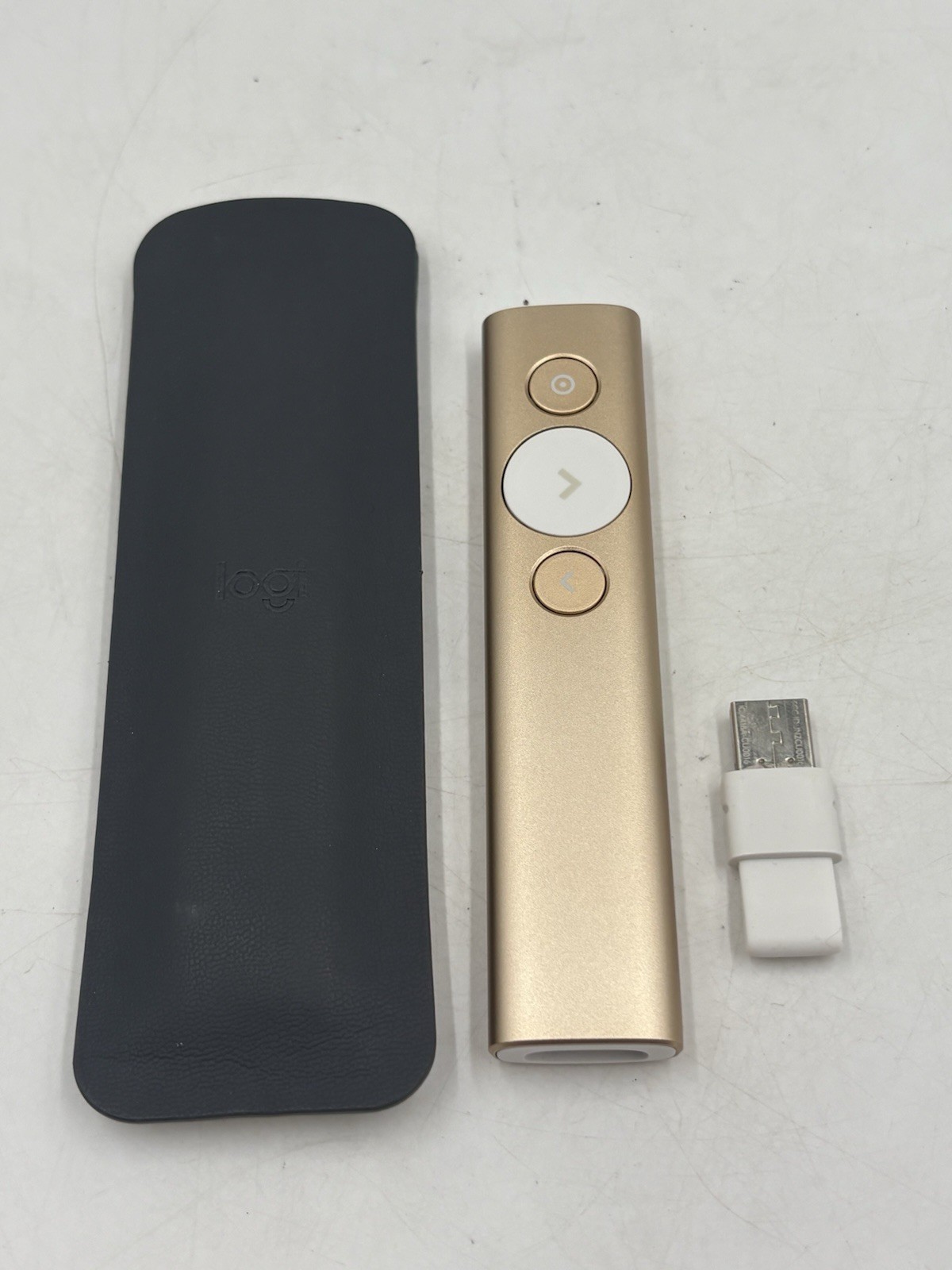 Logitech Spotlight Wireless Presentation Remote - Gold With Receiver No Cord