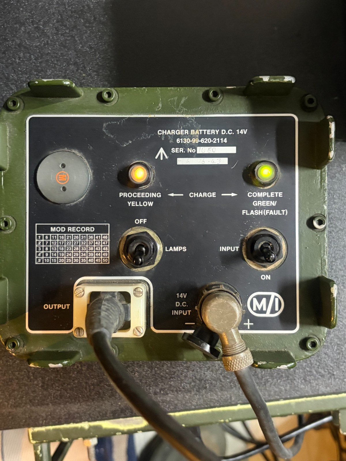 British Army Clansman Battery Charger DCCU 14VDC - Item Located in United States