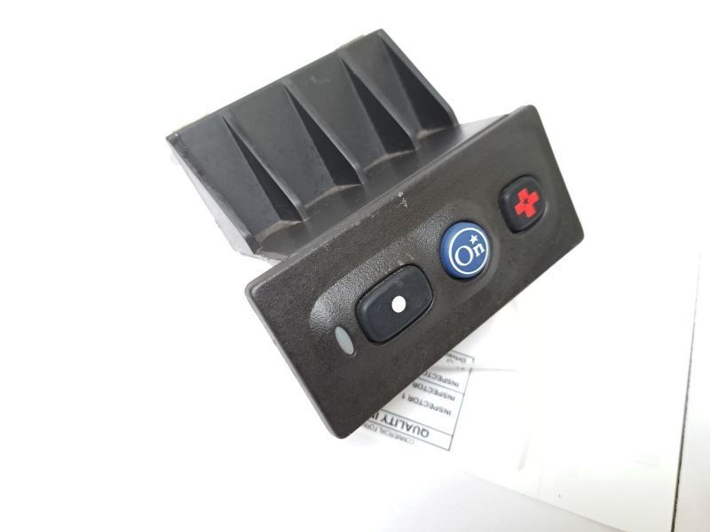 ONSTAR SWITCH fits GMC YUKON 2000 - 2002 OEM 12450789