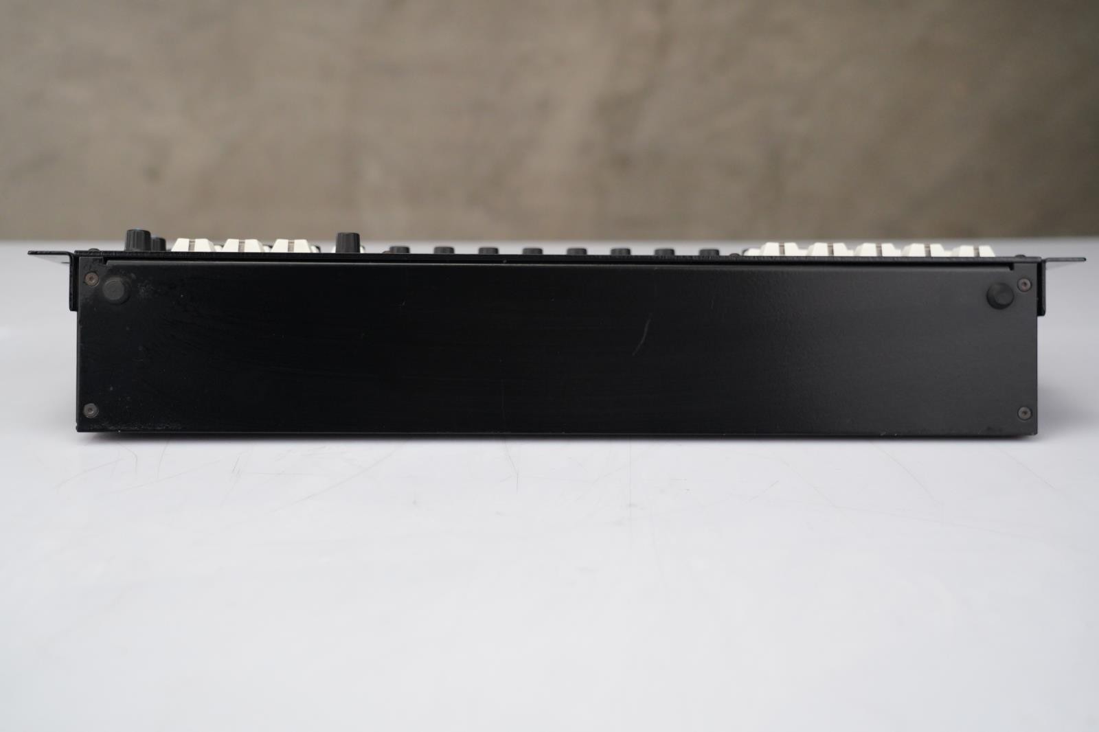 Sequentix Cirklon Sequencer & Analog Bus Eurorack Breakout Module #58932