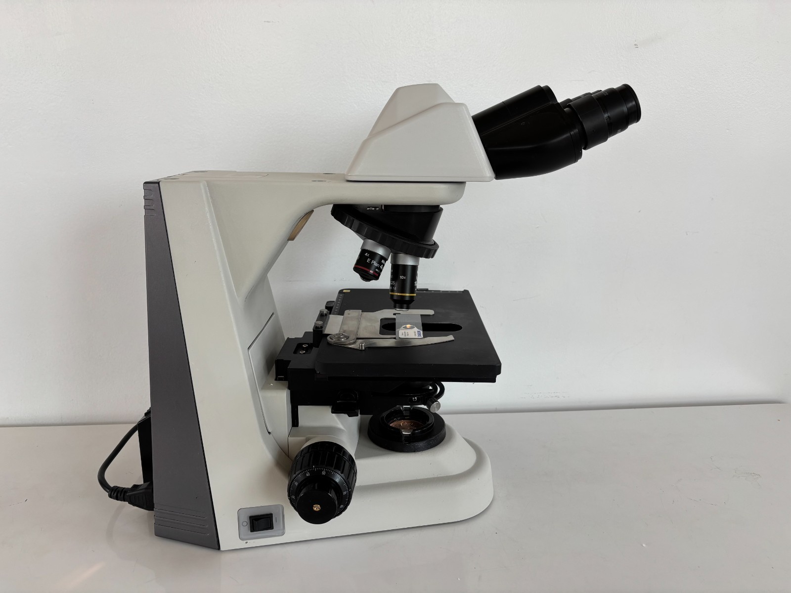 Nikon Eclipse 50i Microscope with 4X, 10X, 20X, and 40X Plan Objectives-Serviced