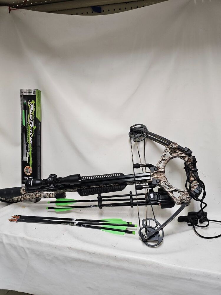 Barnett WHITETAIL PRO STR CROSSBOW WITH SOFT CASE AND EXTRAS