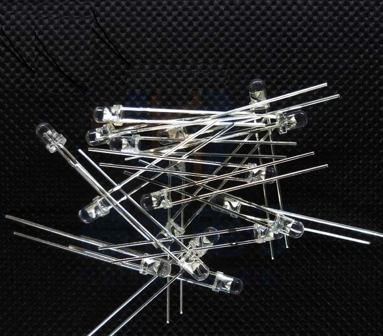 100pcs 3mm F3 Green Round Superbright LED Light LED lamp NEW L8
