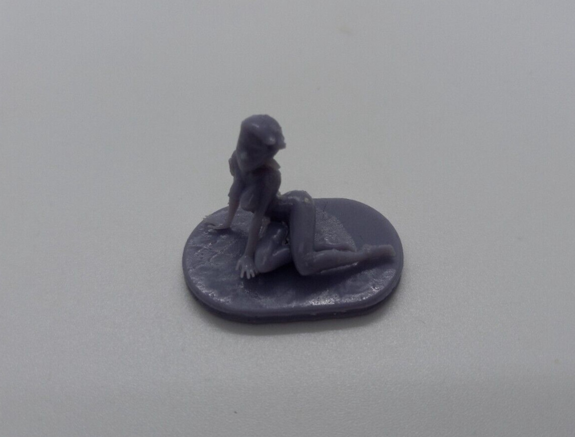 Dungeons & Dragons Nude Alien 3D Printed Resin Model Tendi Cyberpunk Fantasy