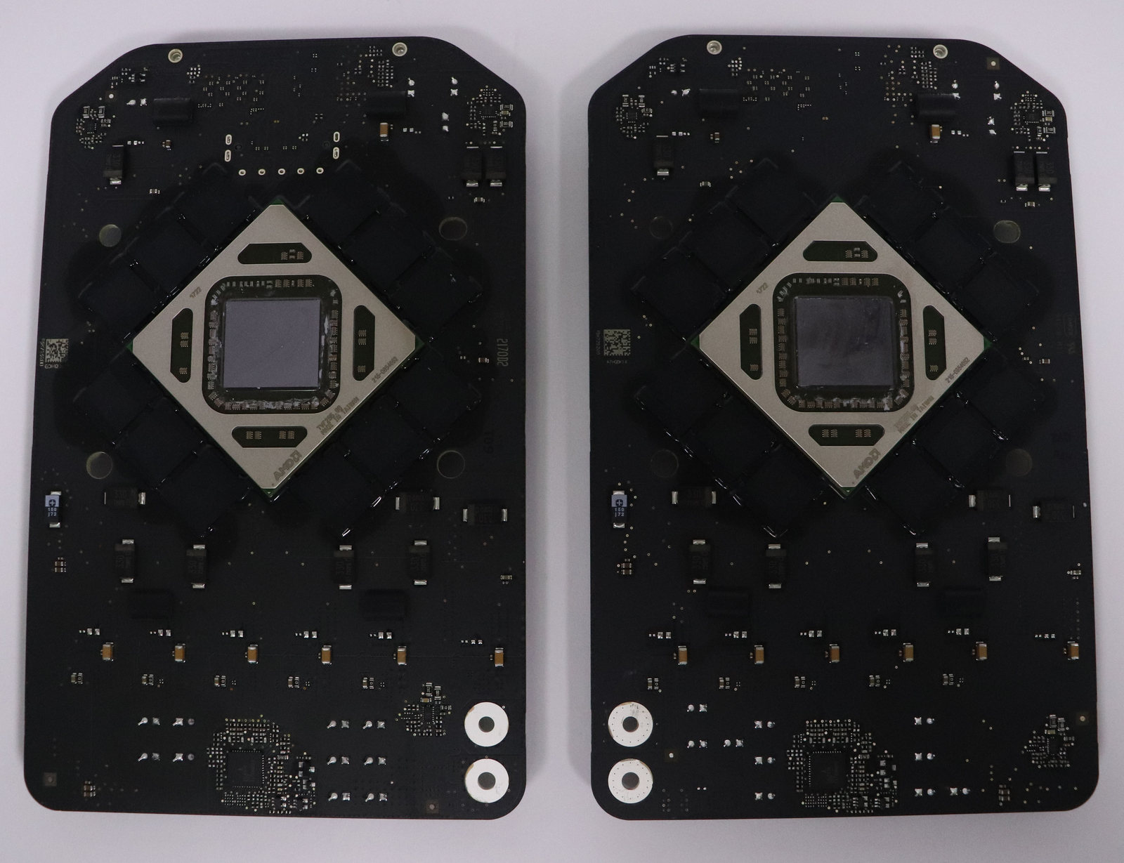 Matching Pair of AMD FirePro D700 GPU Video Card A & B for 2013 Mac Pro