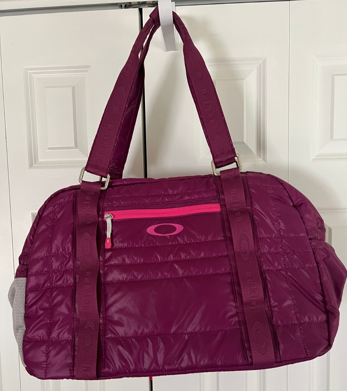 Oakley Travel Gym Yoga Zipper Tote Bag