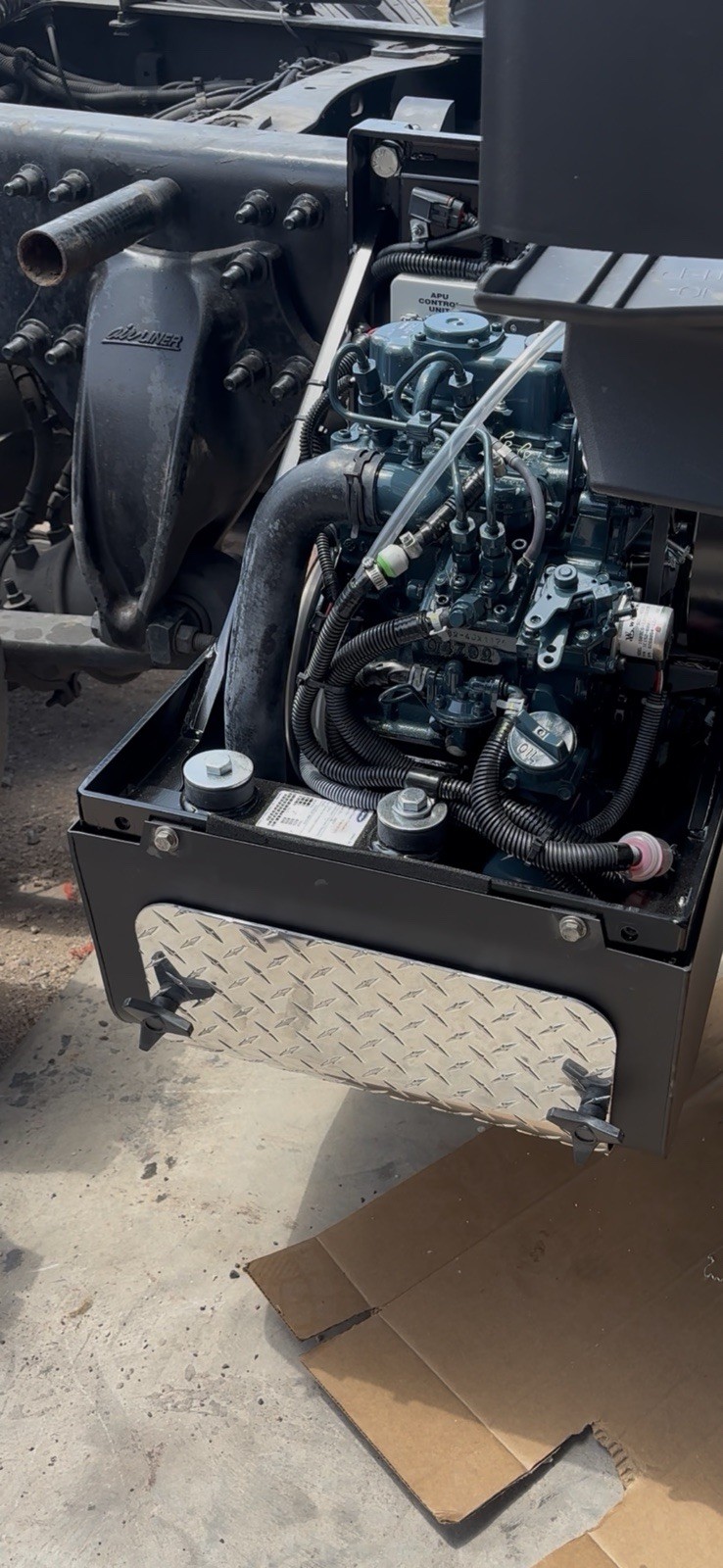2021 Carrier Comfort Pro Auxiliary Power Unit (APU)