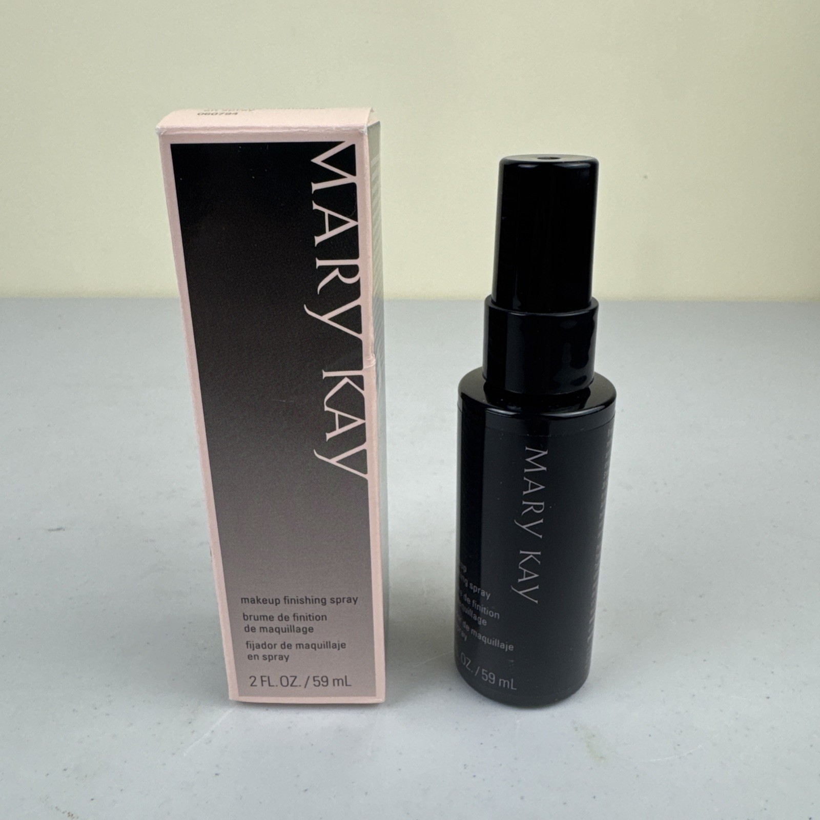 Mary Kay Makeup Finishing Spray 2 oz Full Size 060794 NIB