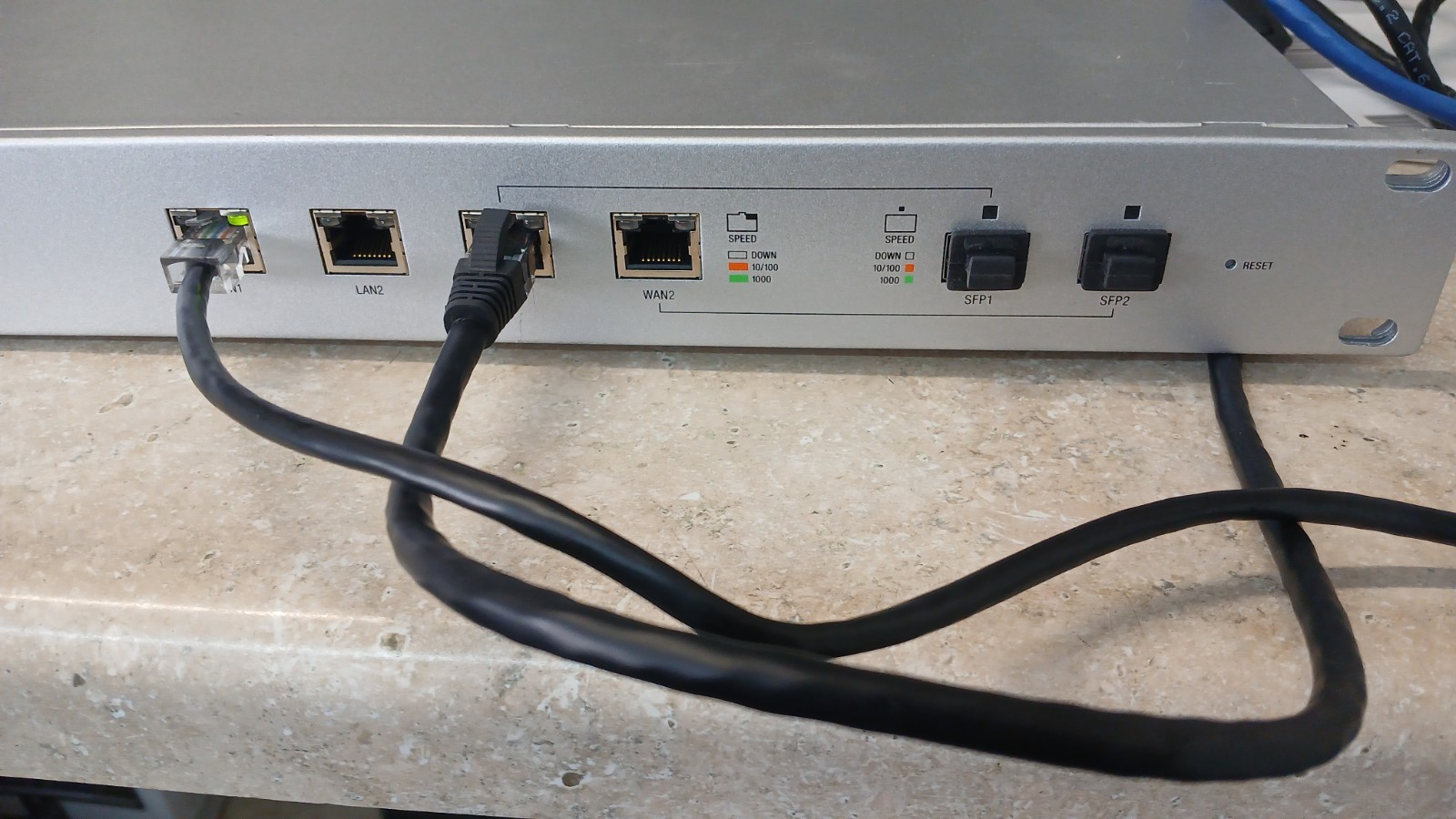 Ubiquiti Networks Unifi Security Gateway Pro 4 USG-PRO-4 *WORKING* *READ*