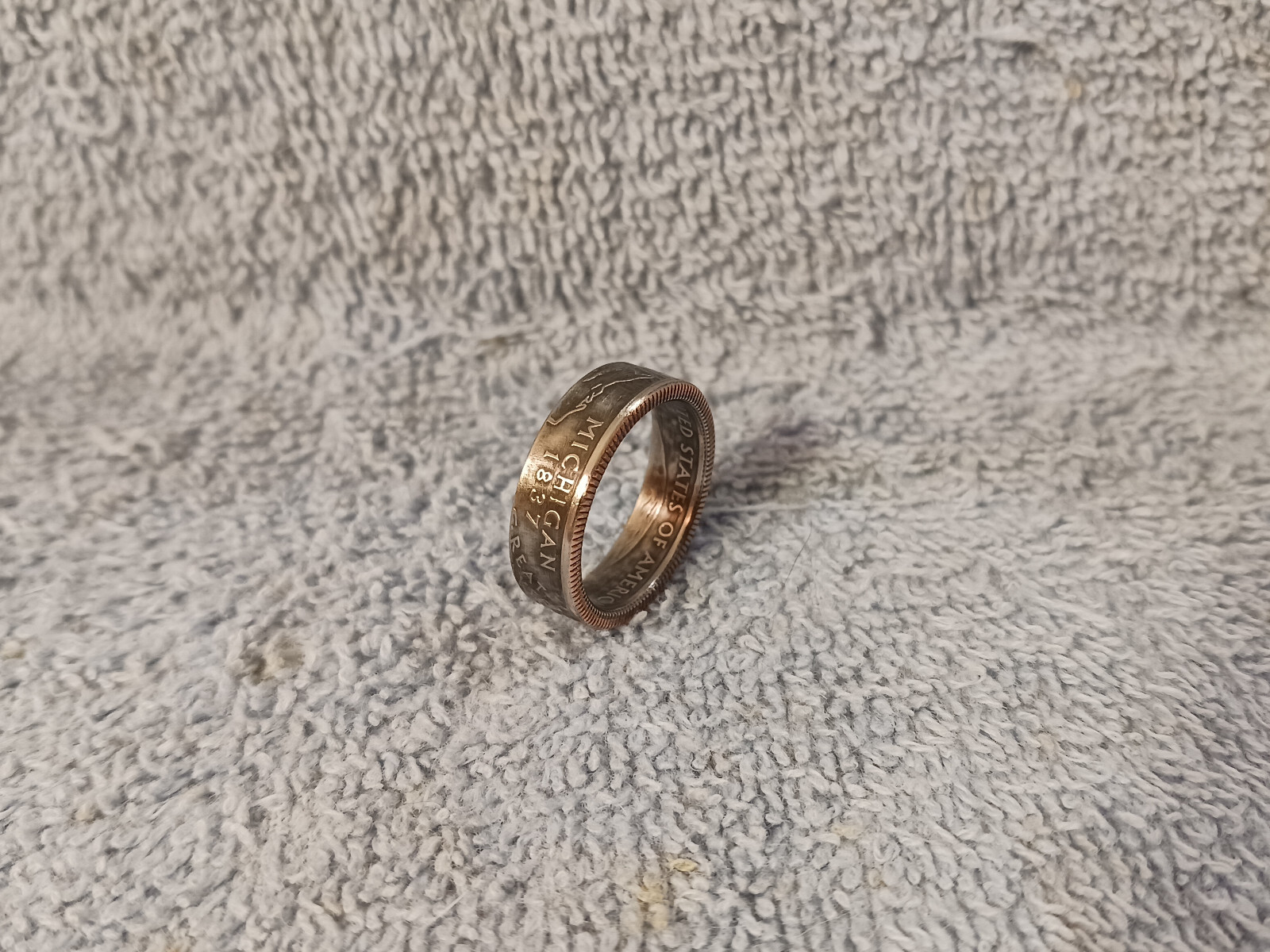 Michigan Handcrafted Washington Quarters coin ring, size 8 2004