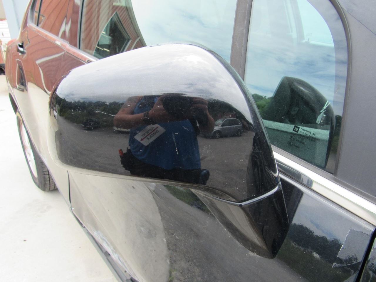 TRAX 2018 Glove Box 1059765