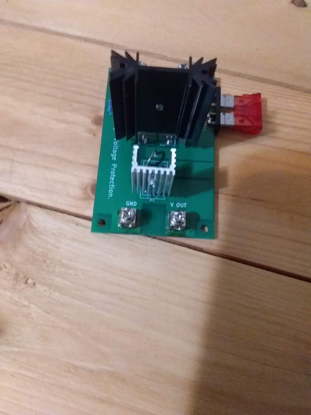 overvoltage and reverse polarity protection. 15v cut off.
