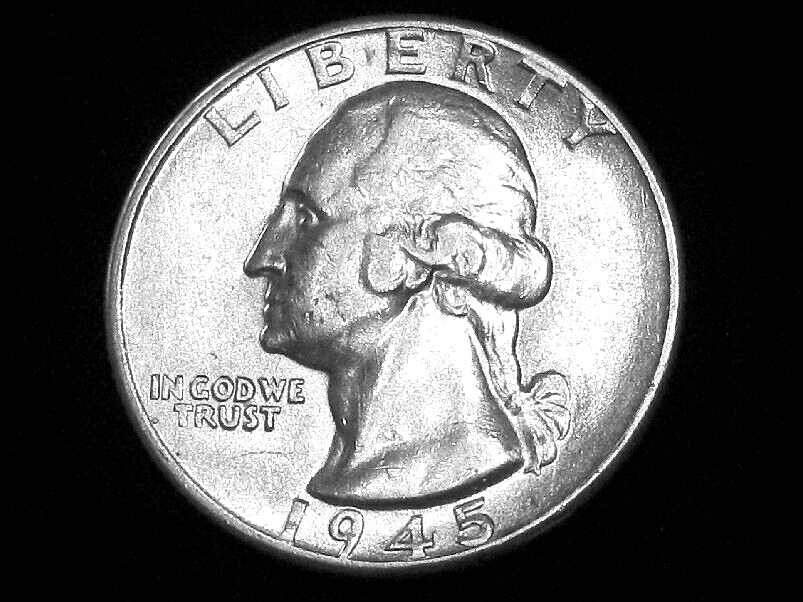 1945 Washington Quarter --- Almost Uncirculated +++