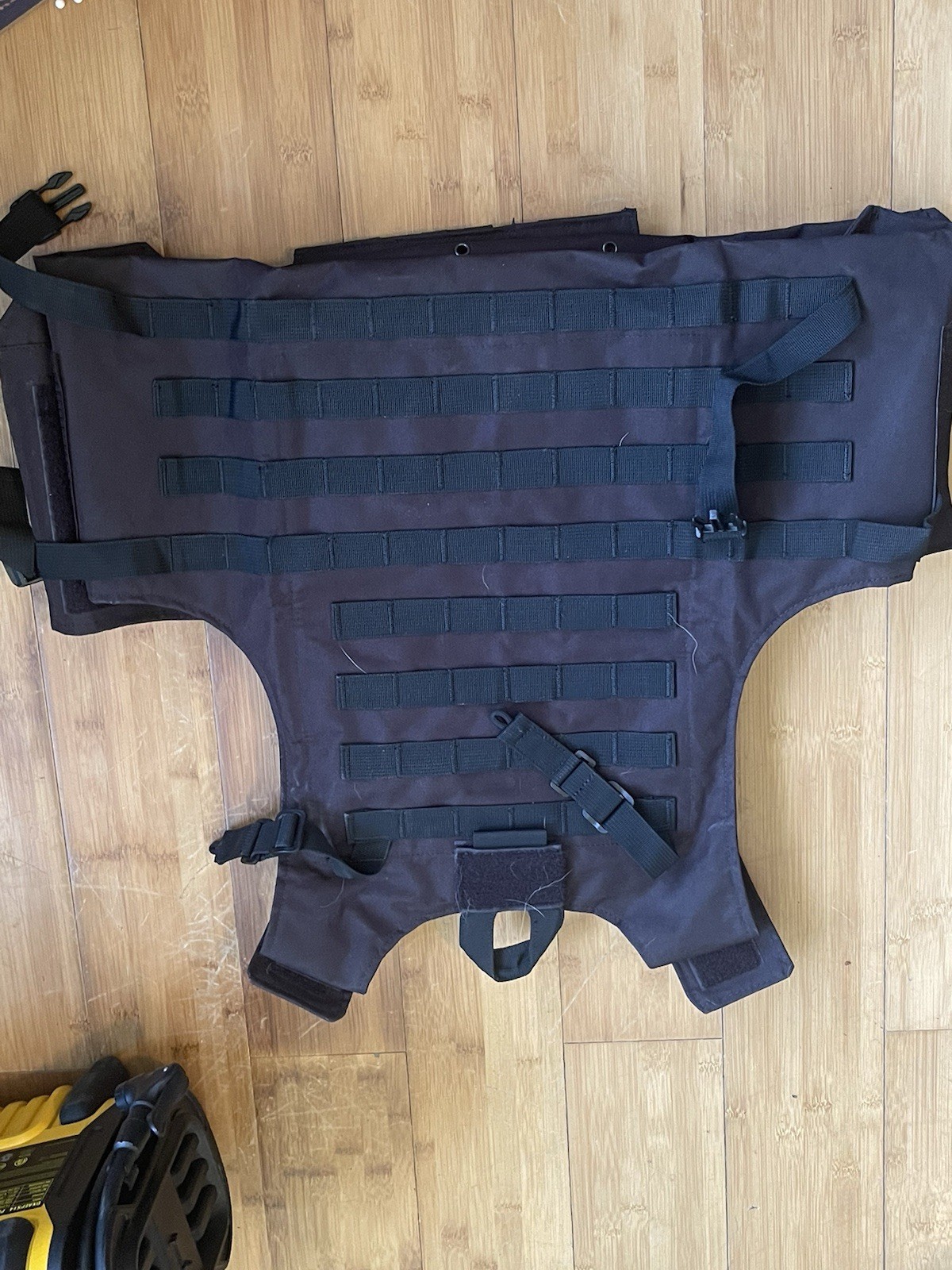 Airsoft plate carrier vest