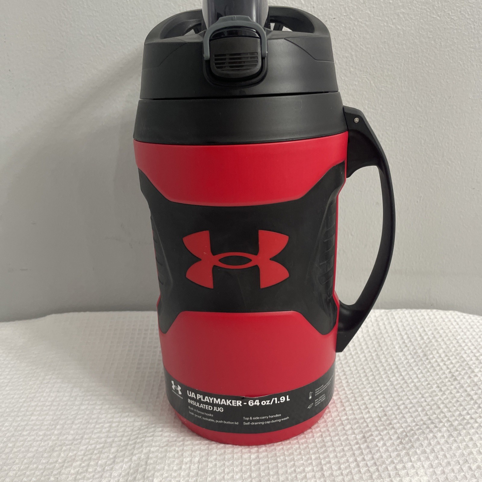 Under Armour Red UA Playmaker Insulated Jug Water Bottle 64oz Fitness Sports