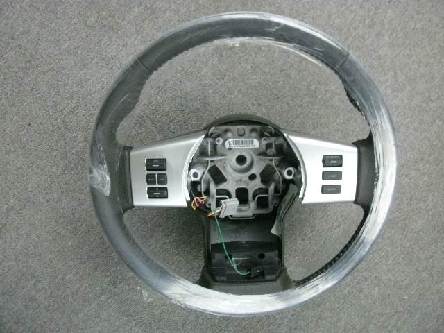 2007-2012 NISSAN PATHFINDER BLACK LEATHER STEERING WHEEL 48430-ZS10B