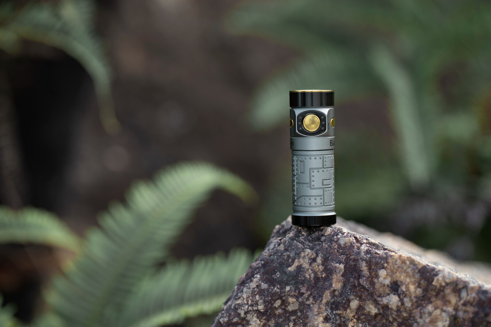 Olight Baton 4 Fighter Pilot EDC Waterproof Rechargeable Flashlight 1300 Lumens